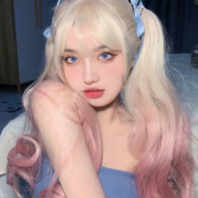 踉跄的女孩 海报